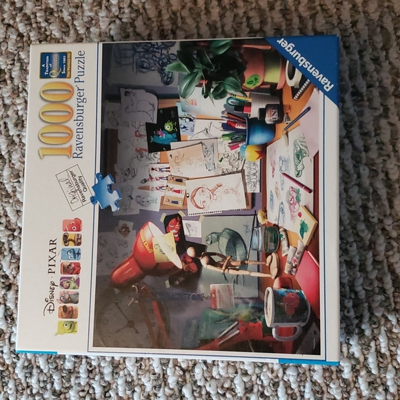 Ravensburger Games Ravensburger 00pc Disney Pixar The Artist Desk